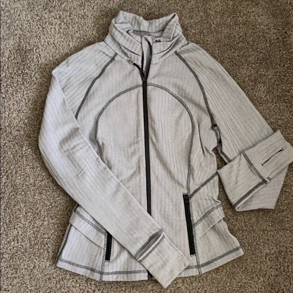Lululemon jacket in adorable herringbone print